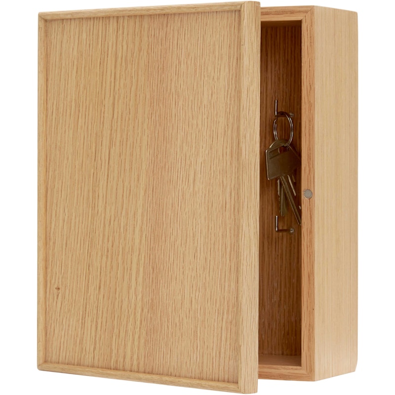 Key Cabinet, Eik