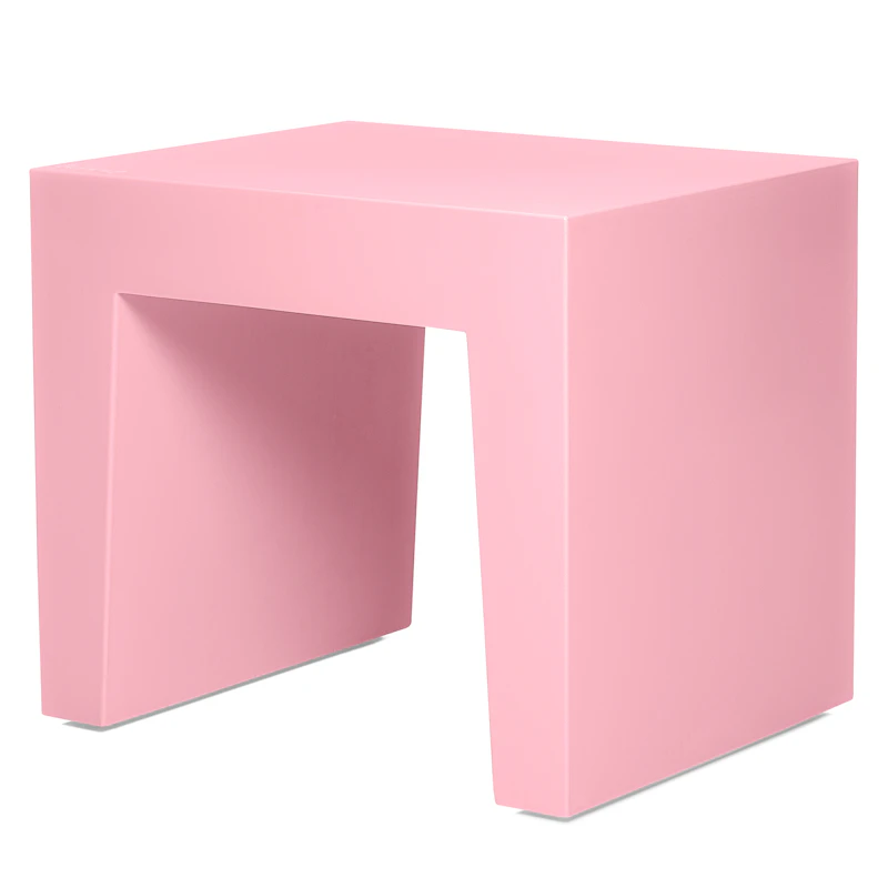 Concrete Stol, Candy