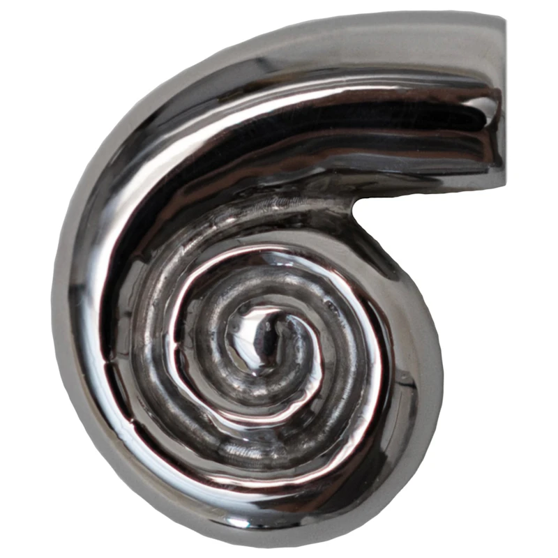 Noelle Knott, Titanium