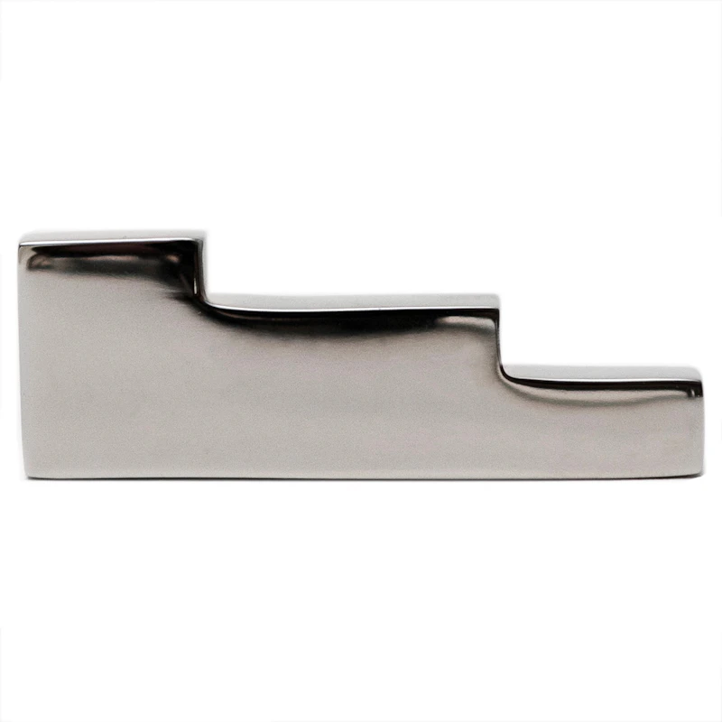 Pierre Knott, Titanium