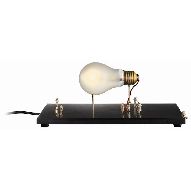 I Ricchi Poveri Monument for a Bulb Bordlampe