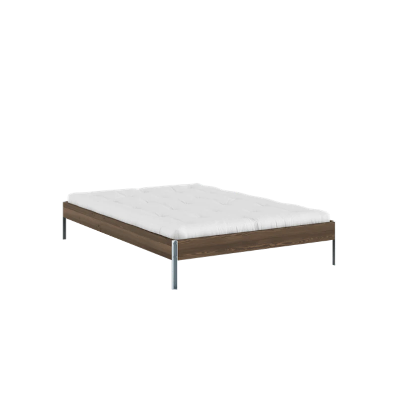 Core Sengeramme 140x200 Johannesbrunt