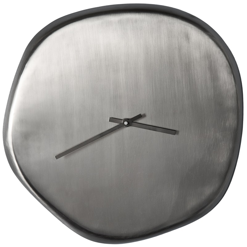 Toki Veggklokke, Steel