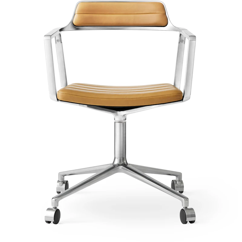 452 Svingstol med Hjul, Polert Aluminium / Kamelfarget Skinn